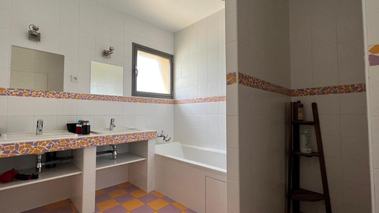 Bed and Breakfast Marquis De Carrou Rochefort-Sanson Esterno foto